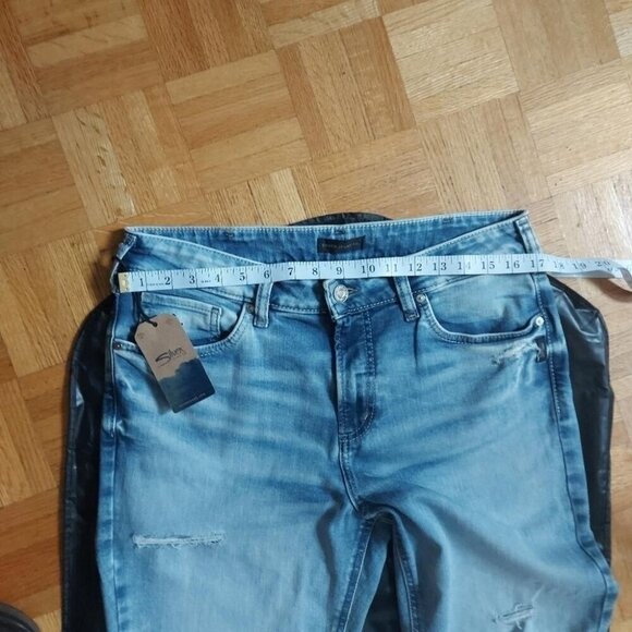 Y2K Cool-Girl Vibes Silver Jeans Straight Leg Ripped Denim High-Rise Fit W34xL31 - Picture 5 of 6